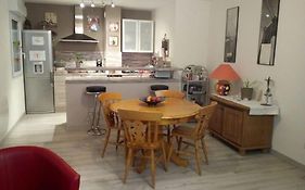 Superbe Appartement Lumineux Au Sud D Orange
